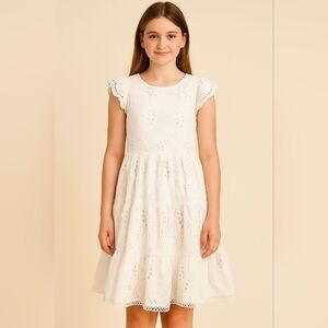 Rare Education Elegant White Eyelet Girls Dress Crochet Floral Boho Tiered Sz 16